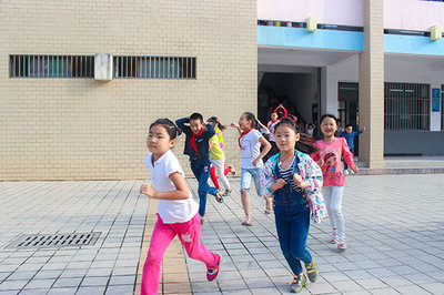 滁州市龍蟠小學開展&ldquo;紀念918 勿忘國恥 振興中華&rdquo;防空防災疏散演練活動